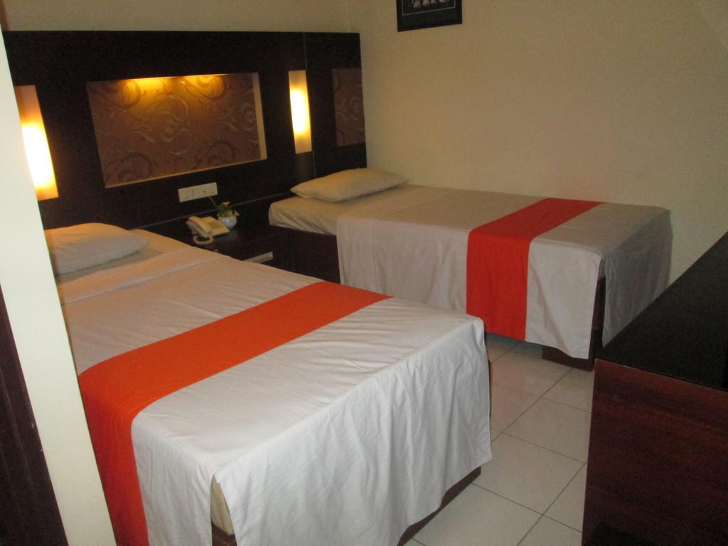 Hotel Wisanti Γιογκιακάρτα Εξωτερικό φωτογραφία