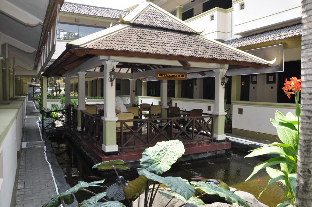 Hotel Wisanti Γιογκιακάρτα Εξωτερικό φωτογραφία