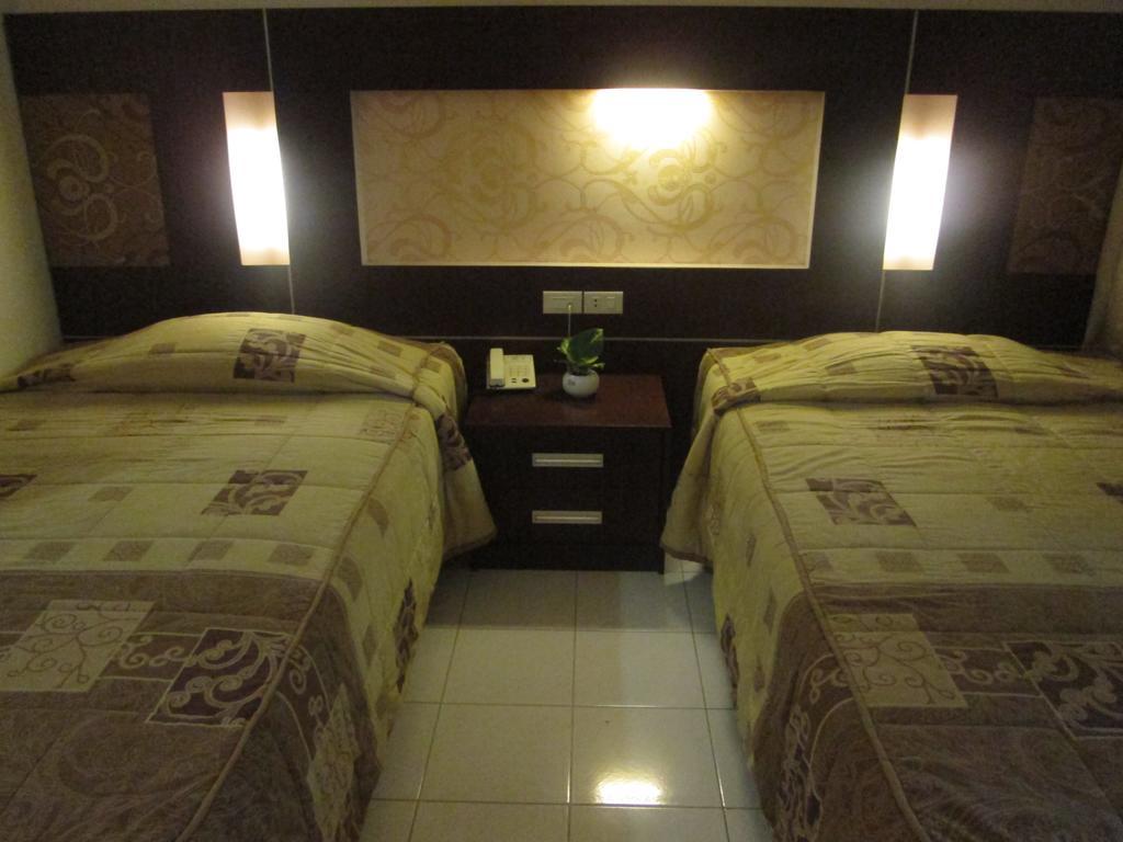 Hotel Wisanti Γιογκιακάρτα Εξωτερικό φωτογραφία