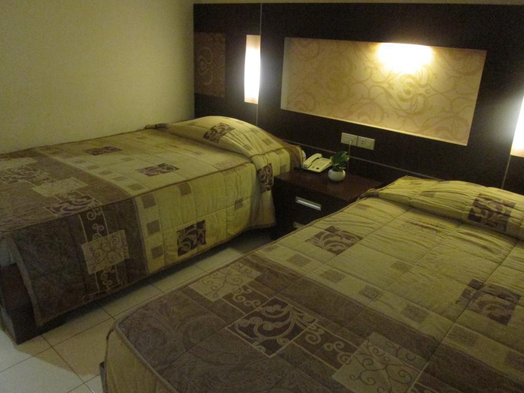 Hotel Wisanti Γιογκιακάρτα Εξωτερικό φωτογραφία